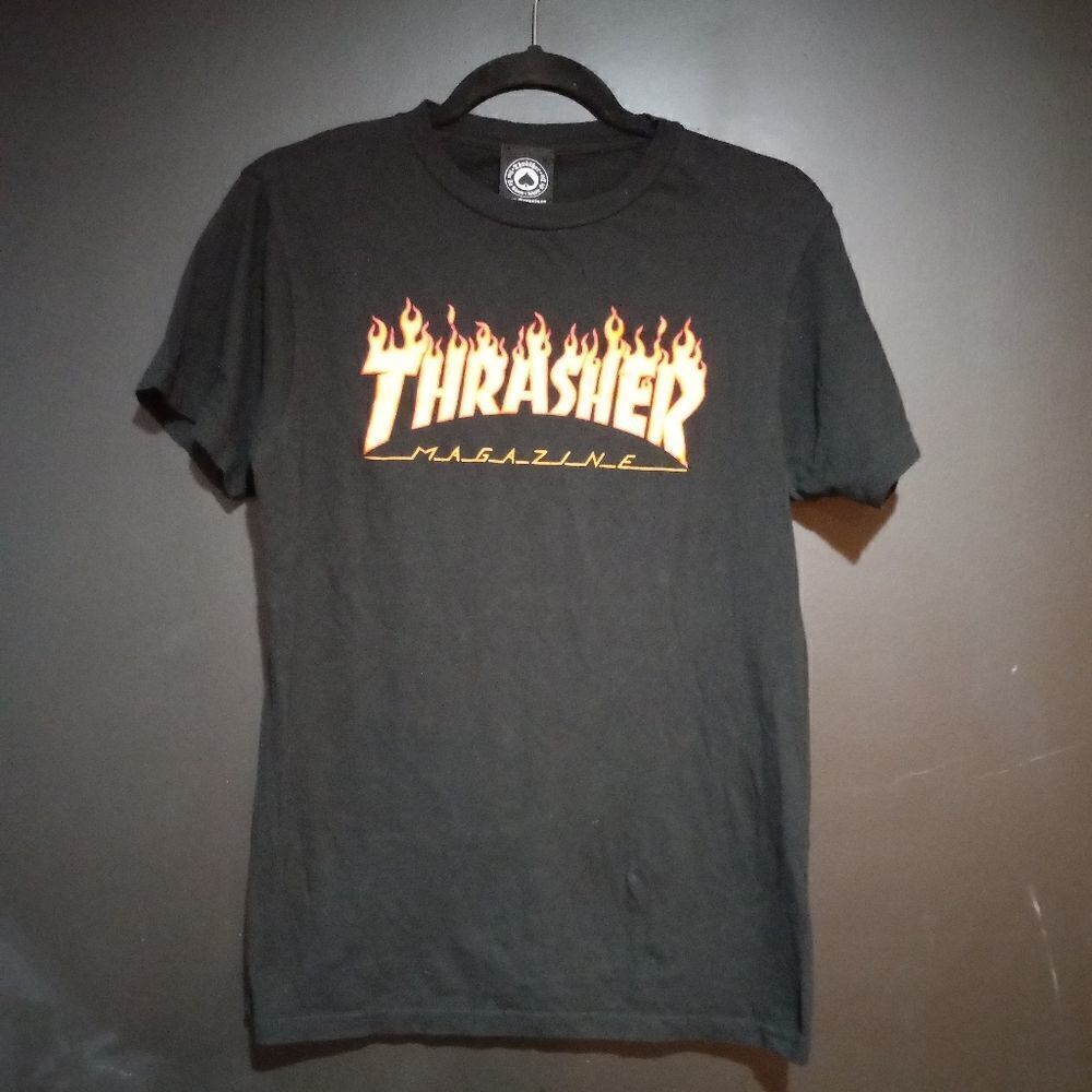 Women’s Thrasher shirt 